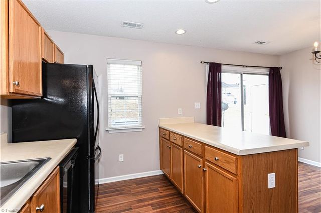 1127 Oak Blossom Way, Whitsett, NC 27377