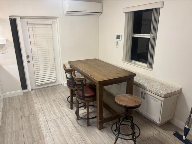 2424 Grant Street A, Hollywood, FL 33020