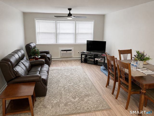 131 Milford St Extension B5, Plainville, CT 06062