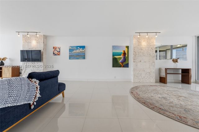 1541 Brickell Ave B3403, Miami, FL 33129