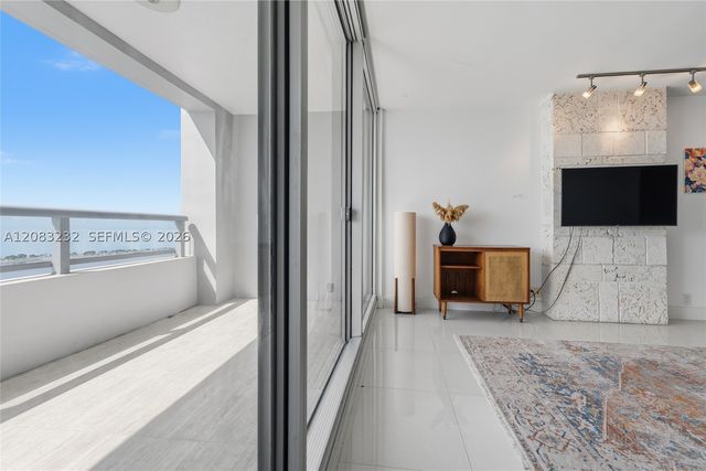 1541 Brickell Ave B3403, Miami, FL 33129