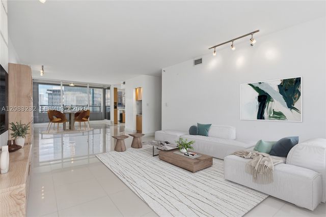1541 Brickell Ave B3403, Miami, FL 33129
