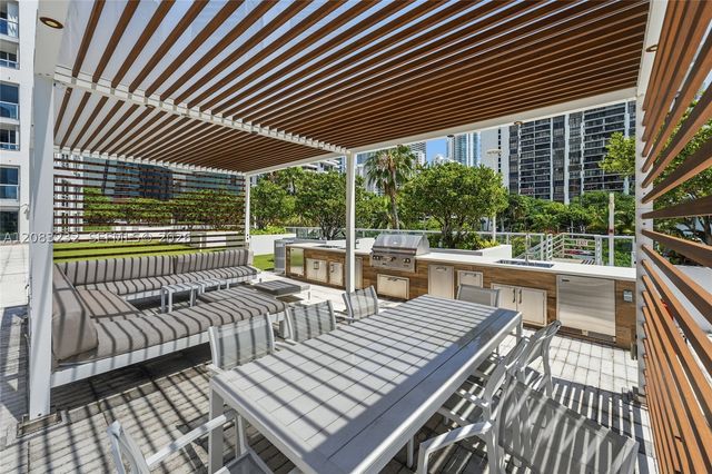 1541 Brickell Ave B3403, Miami, FL 33129
