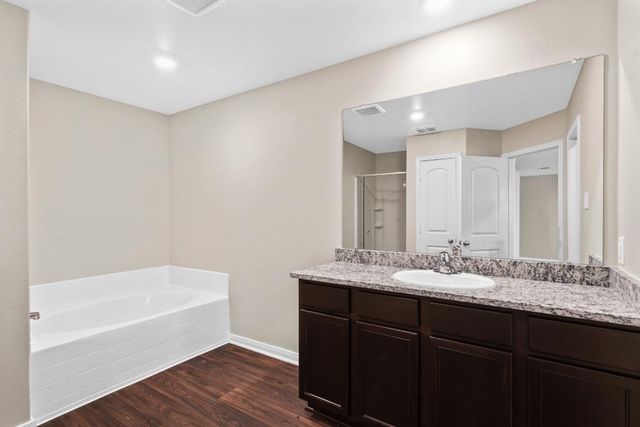 719 Wonderland TRL, New Braunfels, TX 78132