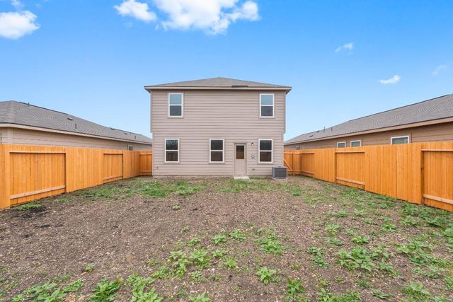 719 Wonderland TRL, New Braunfels, TX 78132