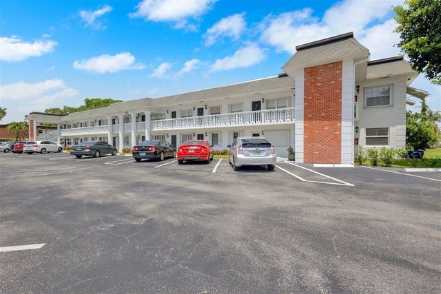 10000 Meridian Way N 15, Palm Beach Gardens, FL 33410