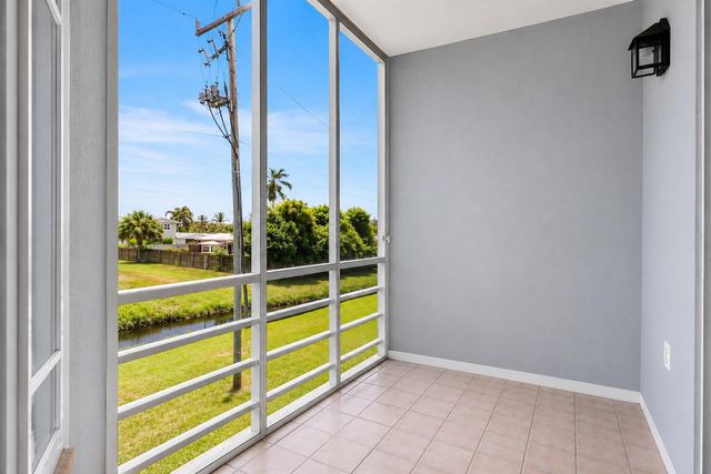 10000 Meridian Way N 15, Palm Beach Gardens, FL 33410