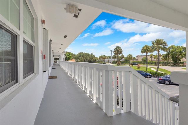 10000 Meridian Way N 15, Palm Beach Gardens, FL 33410