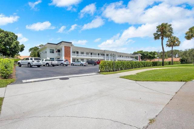 10000 Meridian Way N 15, Palm Beach Gardens, FL 33410
