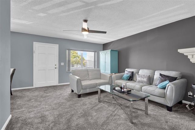10000 Meridian Way N 15, Palm Beach Gardens, FL 33410