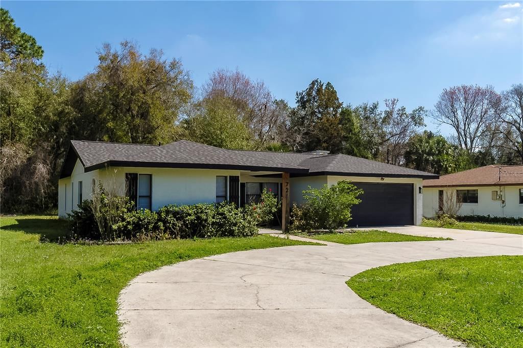 721 N COUNTRY CLUB DRIVE, Crystal River, FL 34429