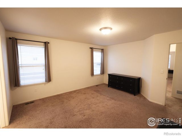 542 Cherryridge Drive, Windsor, CO 80550