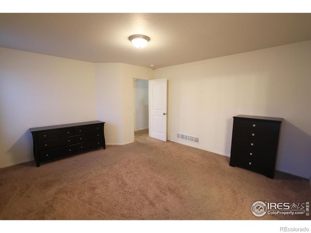 542 Cherryridge Drive, Windsor, CO 80550