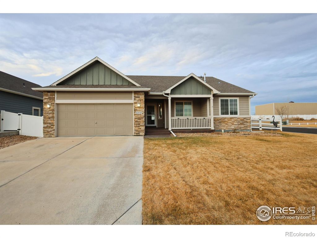 542 Cherryridge Drive, Windsor, CO 80550