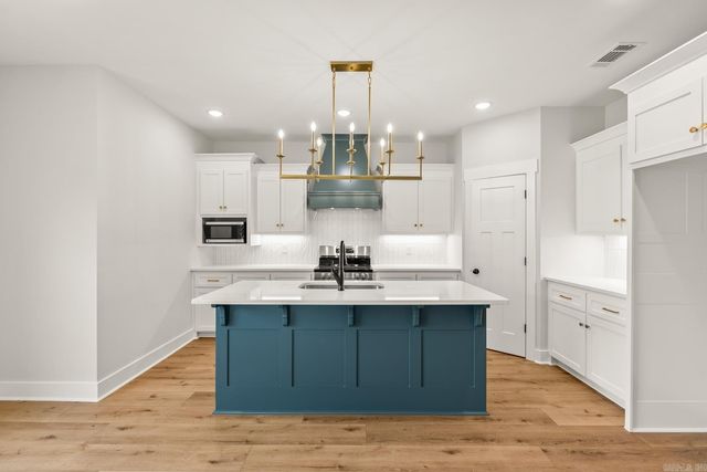 7 Morning Sun Cove, Greenbrier, AR 72058