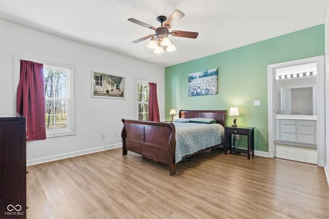 18944 Prairie Crossing Drive, Noblesville, IN 46062