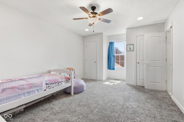 18944 Prairie Crossing Drive, Noblesville, IN 46062