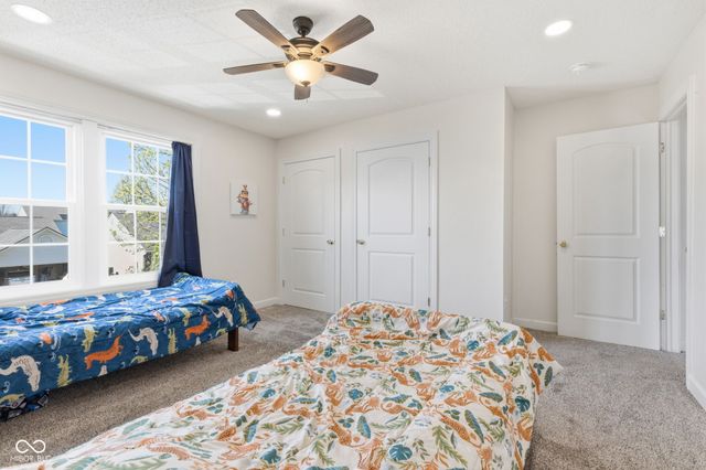 18944 Prairie Crossing Drive, Noblesville, IN 46062