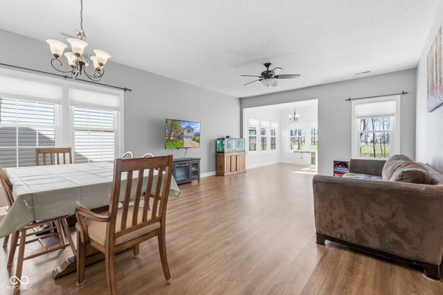 18944 Prairie Crossing Drive, Noblesville, IN 46062