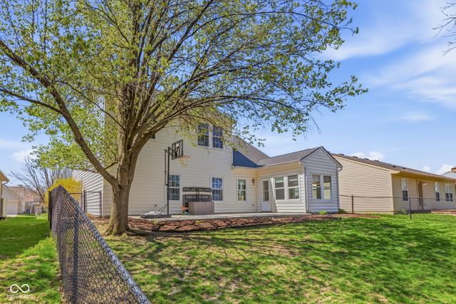 18944 Prairie Crossing Drive, Noblesville, IN 46062