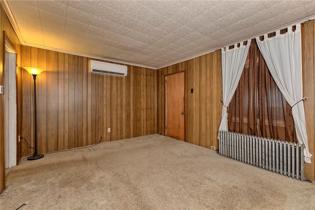 229 S 5th St, Youngwood, PA 15697