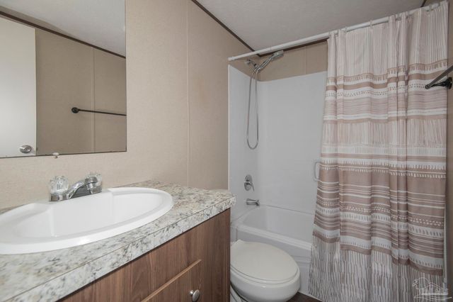 5218 Plateau Rd, Pensacola, FL 32507