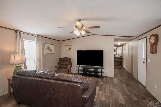 5218 Plateau Rd, Pensacola, FL 32507