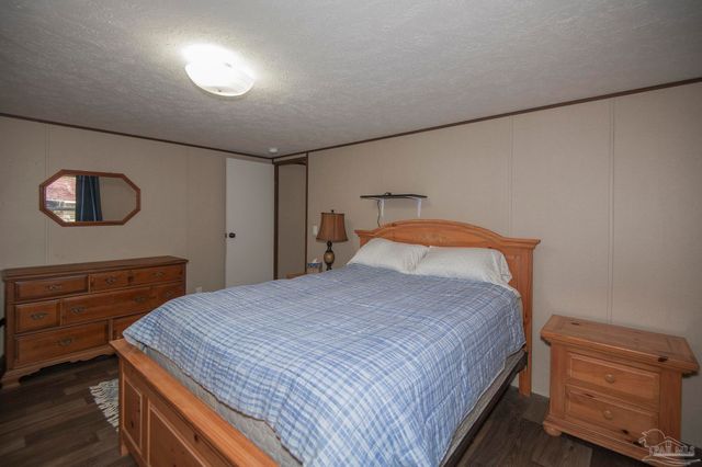 5218 Plateau Rd, Pensacola, FL 32507