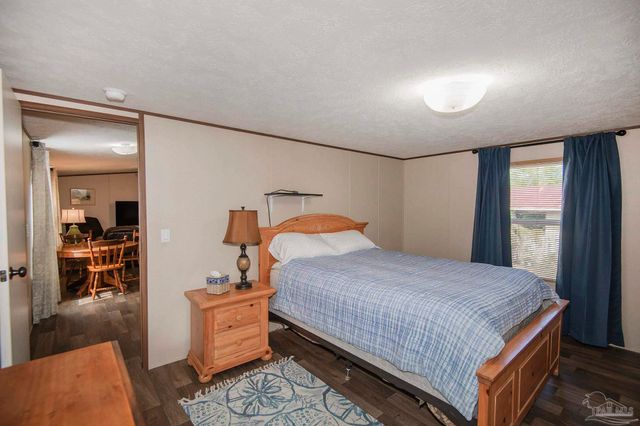 5218 Plateau Rd, Pensacola, FL 32507