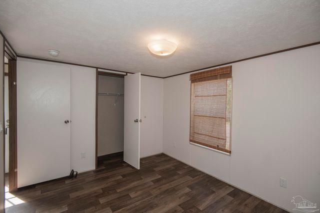 5218 Plateau Rd, Pensacola, FL 32507