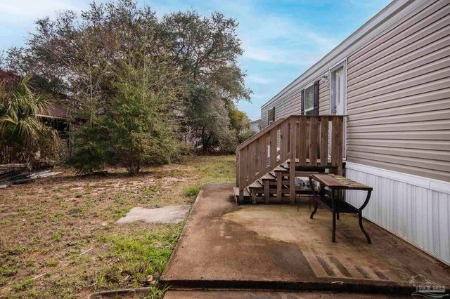 5218 Plateau Rd, Pensacola, FL 32507