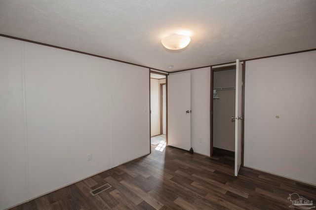 5218 Plateau Rd, Pensacola, FL 32507