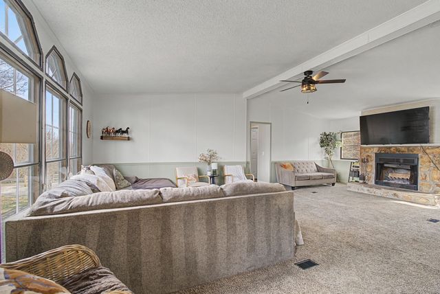 238 Little Indian Creek Rd, Buffalo Valley, TN 38548