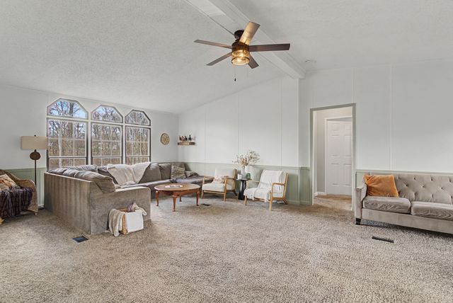 238 Little Indian Creek Rd, Buffalo Valley, TN 38548