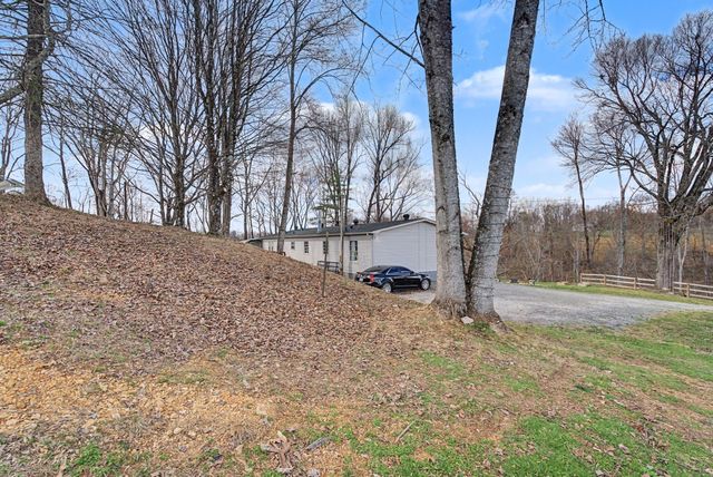 238 Little Indian Creek Rd, Buffalo Valley, TN 38548