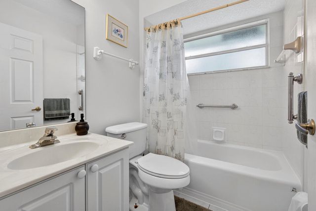 17435 84th Court, Loxahatchee, FL 33470