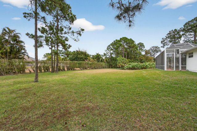 17435 84th Court, Loxahatchee, FL 33470