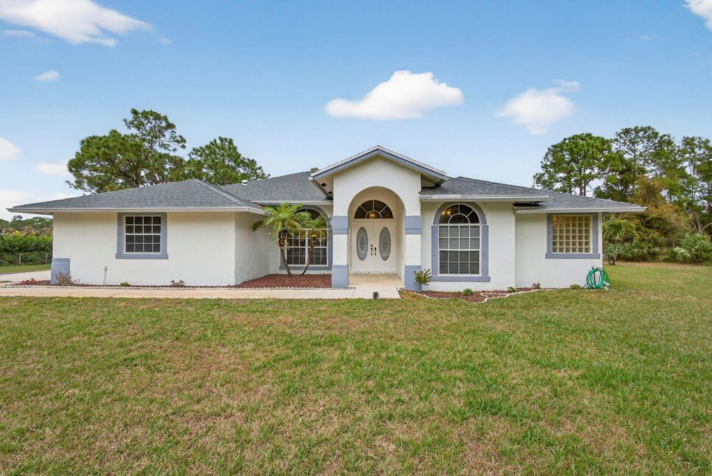 17435 84th Court, Loxahatchee, FL 33470