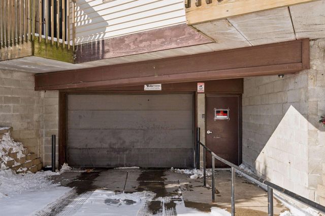 1720 3rd Avenue S 203, Minneapolis, MN 55404