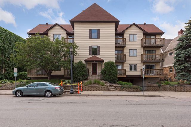 1720 3rd Avenue S 203, Minneapolis, MN 55404