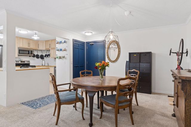 1720 3rd Avenue S 203, Minneapolis, MN 55404