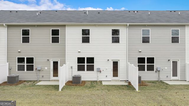 200 Kenmore Drive, Perry, GA 31069