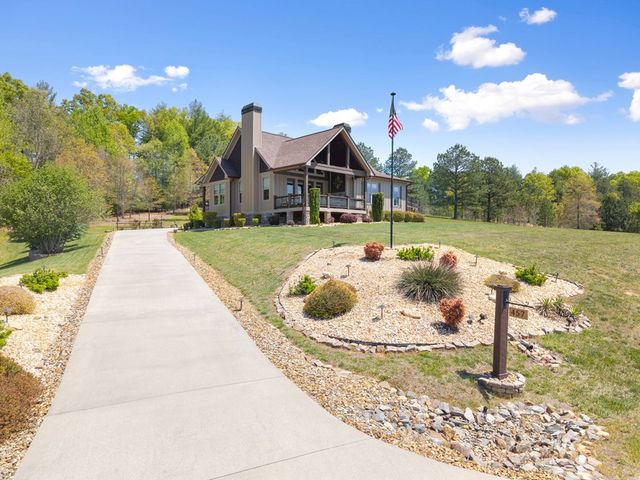 457 Big Knoll Drive, Blairsville, GA 30512