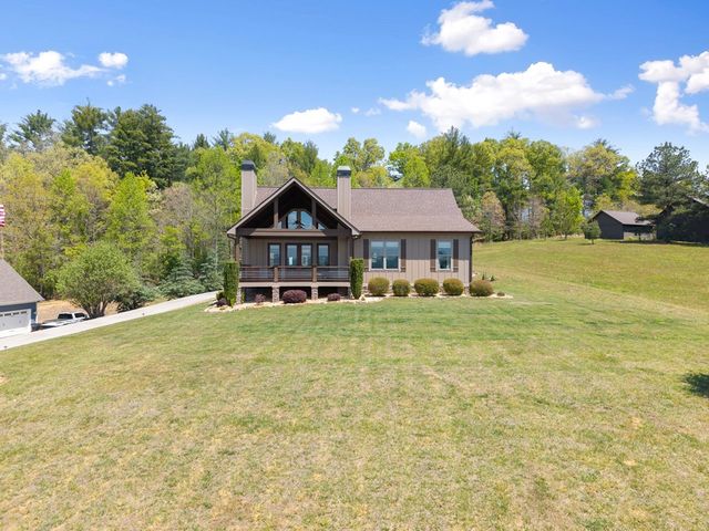 457 Big Knoll Drive, Blairsville, GA 30512
