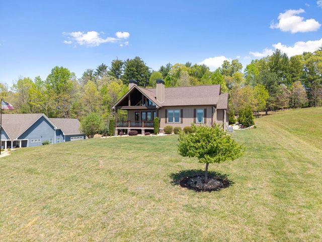 457 Big Knoll Drive, Blairsville, GA 30512