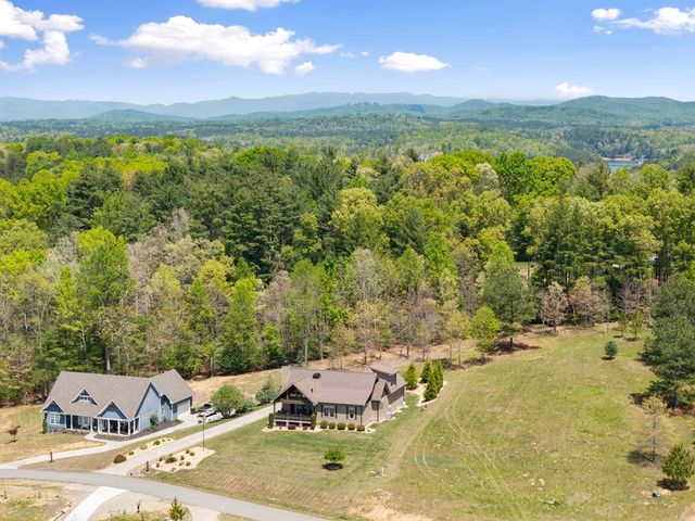 457 Big Knoll Drive, Blairsville, GA 30512