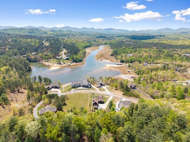457 Big Knoll Drive, Blairsville, GA 30512