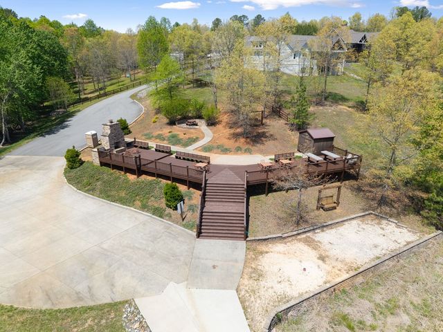 457 Big Knoll Drive, Blairsville, GA 30512