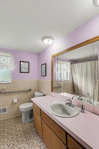 59126 Romeo Plank Road, Ray, MI 48096