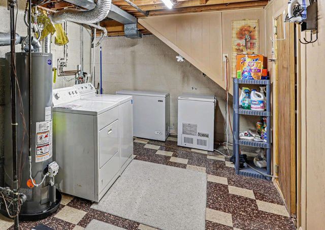 59126 Romeo Plank Road, Ray, MI 48096